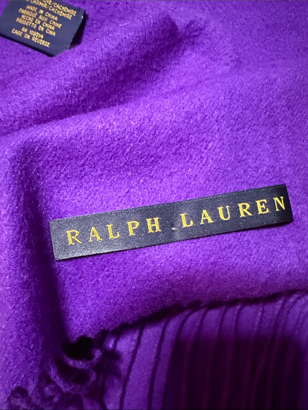 Ralph Lauren Vibrant Purple Cashmere Blanket - Picture 3 of 3